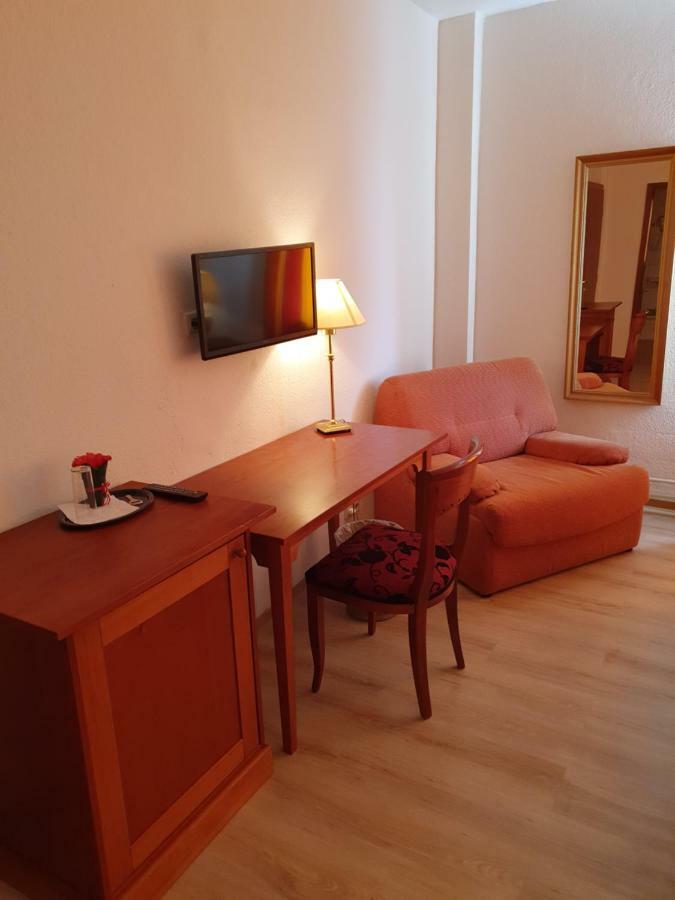 Hotel-Events Adlerpalast Rüsselsheim Extérieur photo